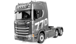 AMEWI 22762Scania 770 S Zugmaschine 6x4 1:18 RTR silber