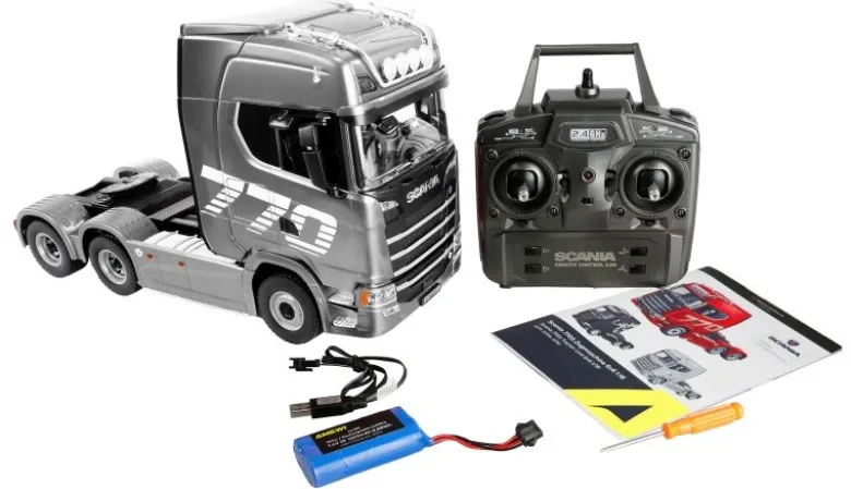 AMEWI 22762Scania 770 S Zugmaschine 6x4 1:18 RTR silber