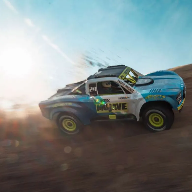 ARRMA ARA2104T2MOJAVE GROM MEGA 380 Brushed 4x4 Small Desert Truck RTR inkl. Akku & Ladegerät - blau/weiß