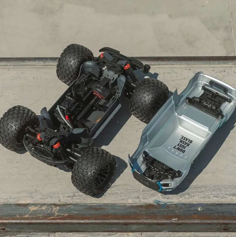 ARRMA ARA4302V4T3Granite 223S DSC Brushless 4WD Monster Truck 1/10 RTR gun metal