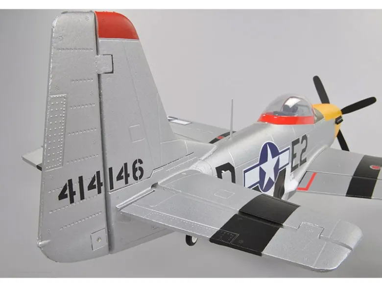 Arrows RC AS-AH004PP-51 Mustang 1100mm PNP, mit elektrischem Einziehfahrwerk