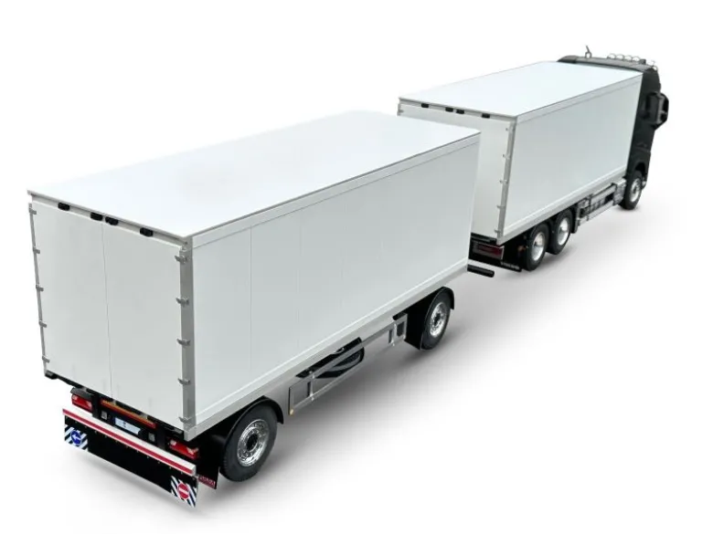 Carson 5009077312-Achs Kofferanhänger, Bausatz, 1:14 Neuheit 2025