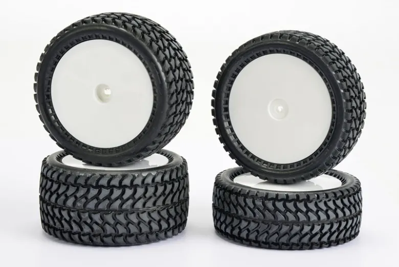 Carson 500900136All Terrain 4WD Reifen-Set (4)