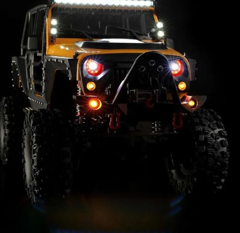 DF-Models 3163DF-4S PRO Crawler 1:10 313mm Radstand, 2.4GHz RTR, gelb in Transportbox