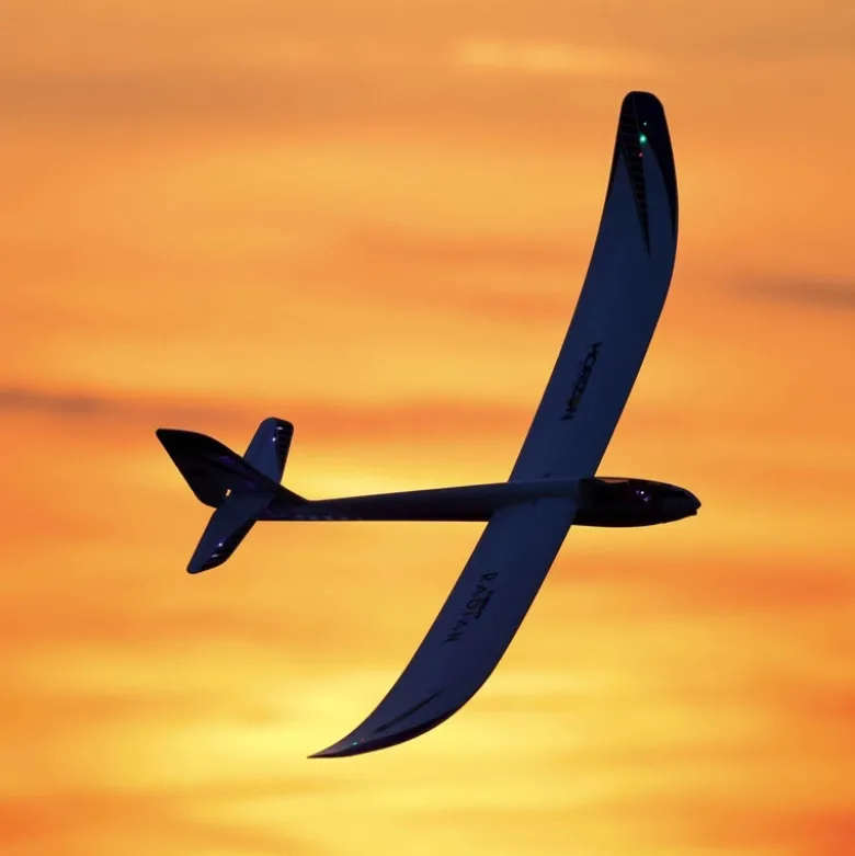 E-flite EFL36500Night Radian 2.0m Motorsegler BNF Basic AS3X & SAFE Select