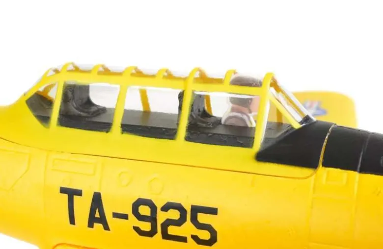 EZ-Wings EZ-036Mini AT-6 Texan 450mm, 2.4GHz RTF, gelb inkl. 2x LiPo 3.7V 400mAh & USB Ladegerät