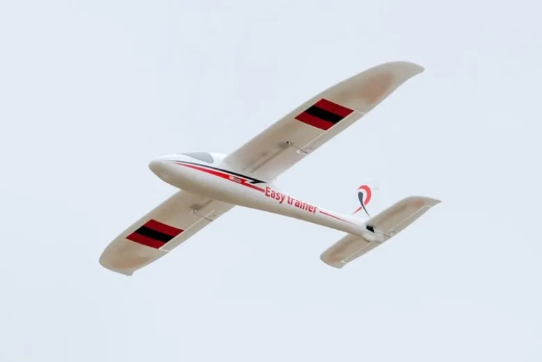 FMS FMS051P-REDEasy Trainer V2 PNP - 128 cm