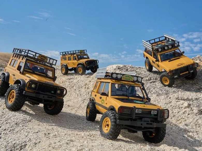 FMS FMS12482RTRYLFCX24M Land Rover Defender 110 1:24 Camel Trophy Edition RTR