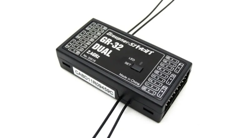 Graupner 33516GR-32 Dual HoTT - 2.4 GHz Empfänger 16 Kanäle