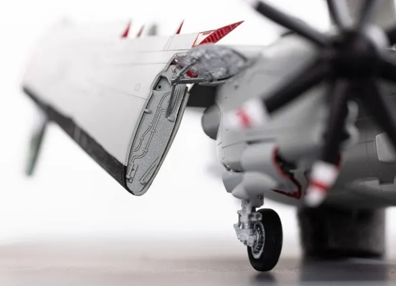 Heller 82300Frühwarnflugzeug 'E-2C Hawkeye' Plastikbausatz in 1:72