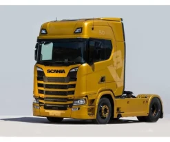 Italeri 3927SCANIA S730 Highline 4x2 LKW 1:24 Modellbausatz