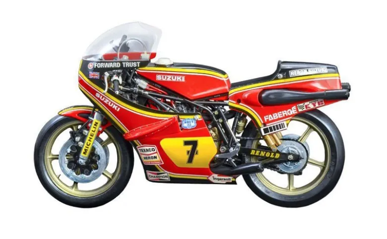 Italeri 4644Suzuki RG500 XR27 Team H.B.S. 1978, Bausatz, 1:9