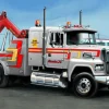 Italeri 3825US Abschlepp-Truck, Bausatz, 1:24