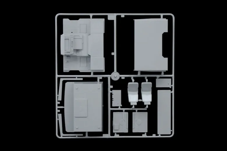 Italeri 3923VOLVO F-16 Globetrotter, Bausatz, 1:24