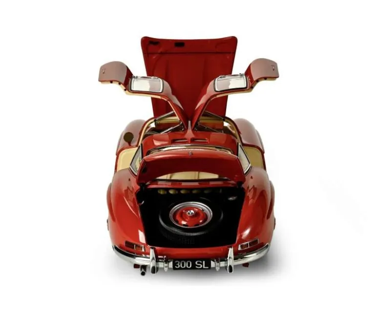 IXO 520010114Mercedes 300 SL Rot, 1:8 Standmodellbausatz 602 Teile - Hochdetailliert mit Licht & Sound