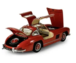 IXO 520010114Mercedes 300 SL Rot, 1:8 Standmodellbausatz 602 Teile - Hochdetailliert mit Licht & Sound