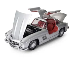 IXO 520010112Mercedes 300 SL Silber, 1:8 Standmodellbausatz 602 Teile - Hochdetailliert mit Licht