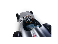 IXO 520010117Mercedes W196 Moss #12, 1:8 Standmodellbausatz 451 Teile - Hochdetailliert mit Sound