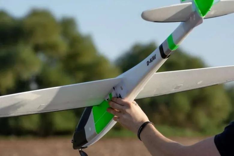 Kavan KAV02.8098Twisty 1512mm ARF - Grün