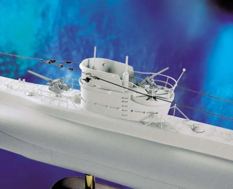 Krick 20310U-Boot Typ VII 1:60 Grundbaukasten
