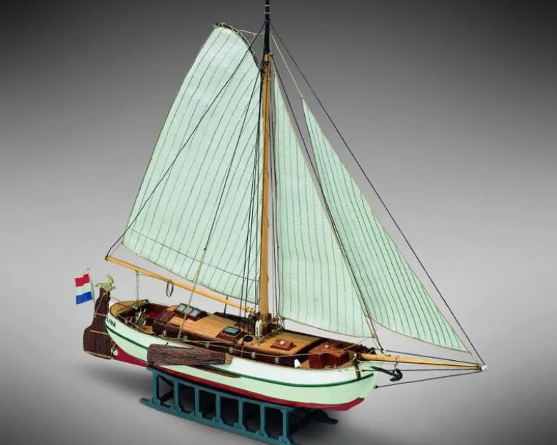 Mini Mamoli 21861Catalina Bausatz 1:64