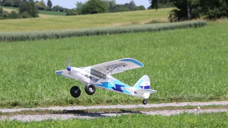 Multiplex 1-03037BK FunCub NG 1410mm blau