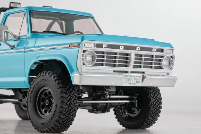 NEUFMS FMS118L01BDBUWHFCX18II Ford F100 blau, weiß 1:18 - Crawler RTR