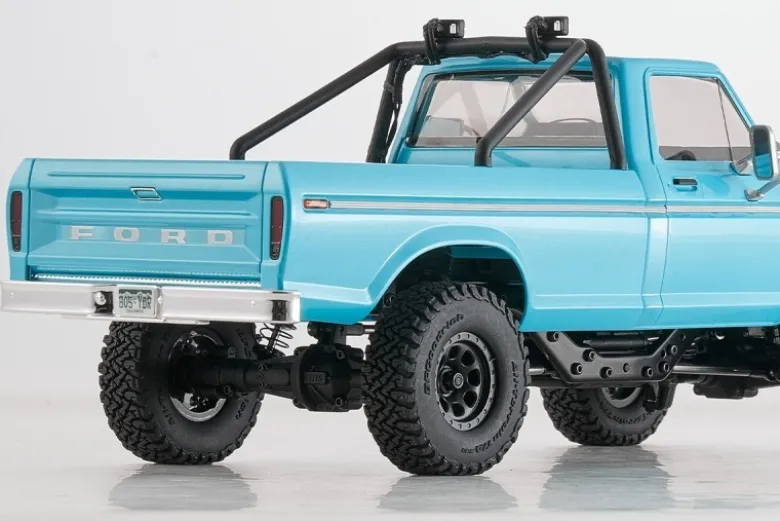 NEUFMS FMS118L01BDCRLFCX18II Ford F100 hell blau 1:18 - Crawler RTR