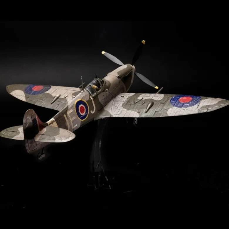 OcCre OC2WW01Spitfire MK.IXC.EN389 Modellbausatz 1:24