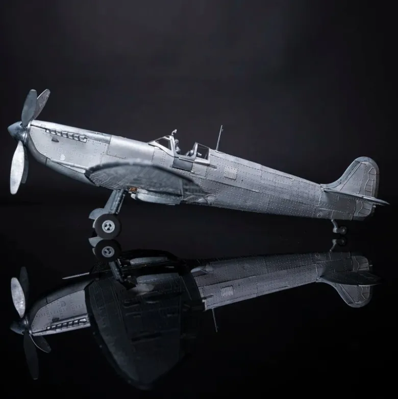 OcCre OC2WW01Spitfire MK.IXC.EN389 Modellbausatz 1:24
