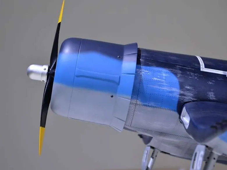 Phoenix Model PH227F4U Corsair GP/EP ARF 180cm mit elektrischen Einziehfahrwerk