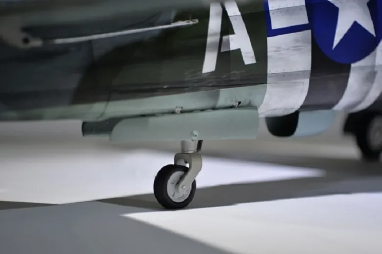 Phoenix Model PH217P47 Thunderbolt GP/EP 35-55CC SCALE 16% ARF - 201 cm