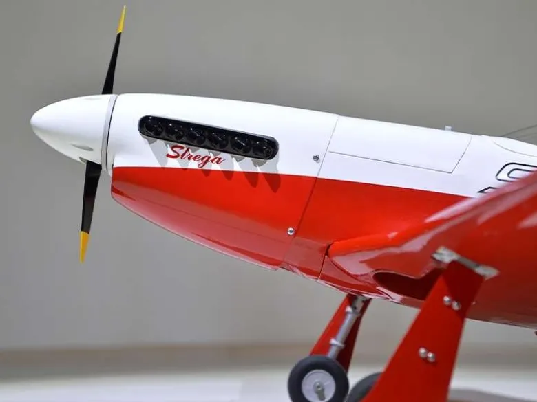 Phoenix Model PH231Strega MK2 GP/EP ARF 141 cm mit elektrischen Einziehfahrwerk