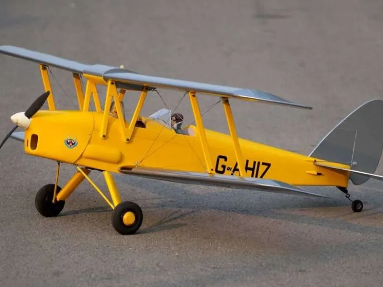 Pichler 15483Tiger Moth DH.82 (gelb/silber) / 1400 mm Doppeldecker ARF