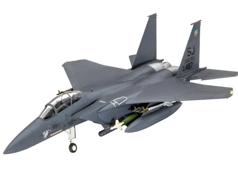 Revell 03972F-15E STRIKE EAGLE & bombs 1:144
