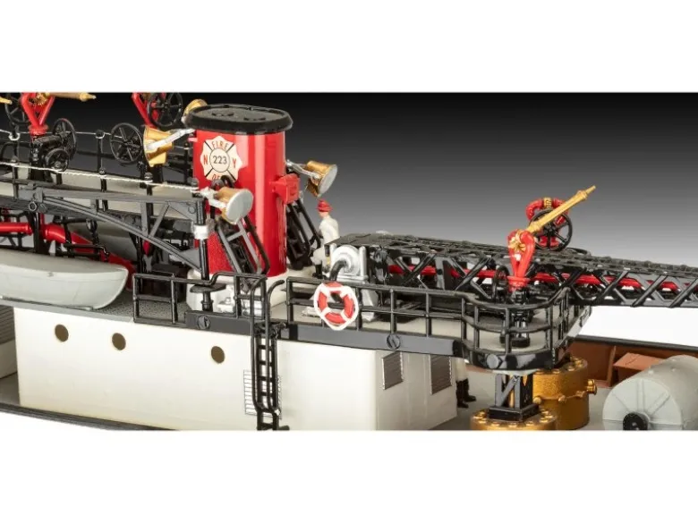 Revell 05197Feuerlöschboot 'Fire Fighter' - Modellbausatz 1:87