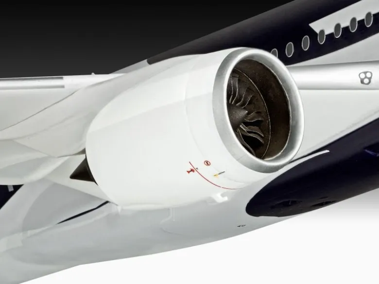 Revell 05612Geschenkset A350-900 - Lufthansa 100years, Bausatz 1:144 inkl. Farben, Pinsel, Kleber