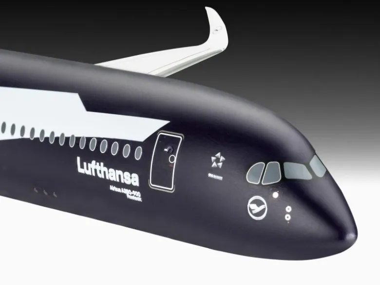 Revell 05612Geschenkset A350-900 - Lufthansa 100years, Bausatz 1:144 inkl. Farben, Pinsel, Kleber