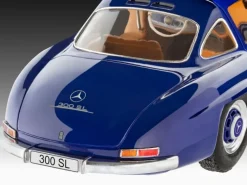 Revell 05614Geschenkset Mercedes-Benz 300 SL '140 Jahre MB' 1:24 Modellbausatz mit Basiszubehör