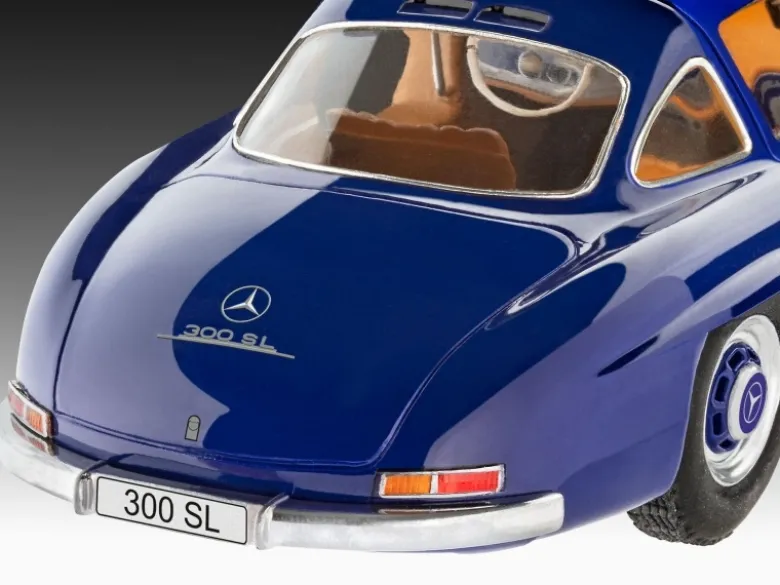 Revell 05614Geschenkset Mercedes-Benz 300 SL '140 Jahre MB' 1:24 Modellbausatz mit Basiszubehör