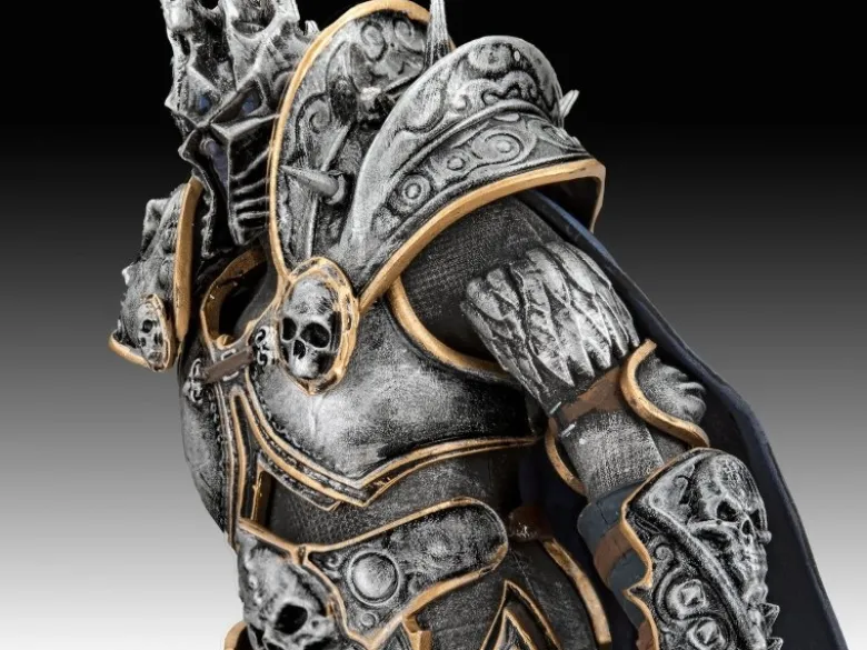 Revell 03515Geschenkset World of Warcraft "The Lich King" Bausatz inkl. Basiszubehör