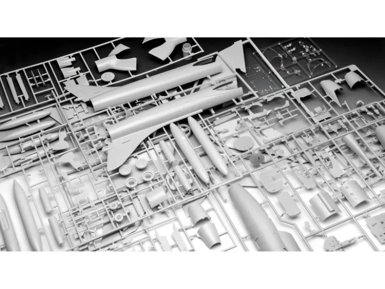 Revell 03786Hawker Hunter T.7/T.7A, Modellbausatz 1:32