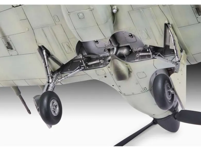 Revell 03768Hawker Sea Hurricane Mk.IIC, Modellbausatz 1:32