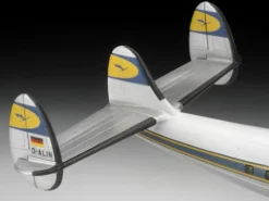 Revell 03745Lockheed L-1049G Super Constellation, Bausatz 1:144