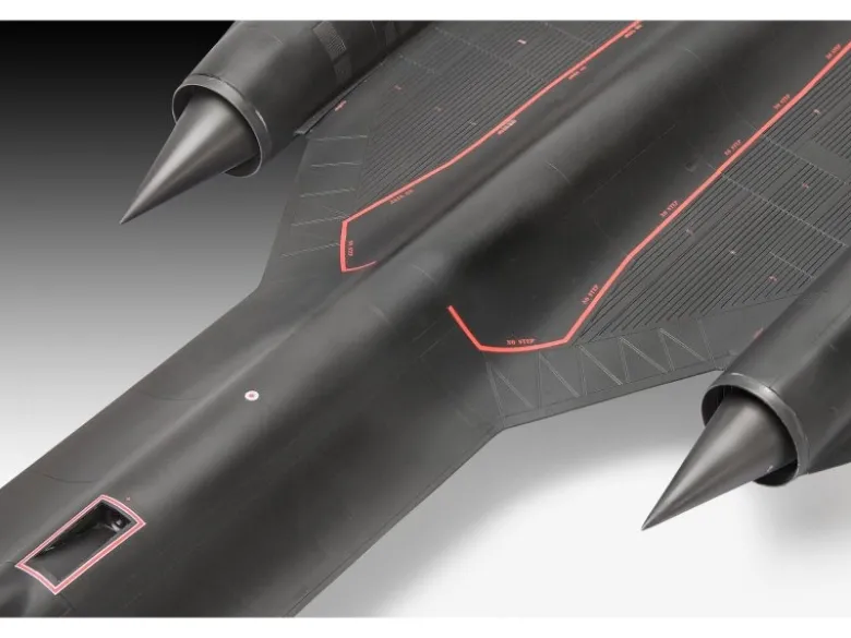 Revell 03751Lockheed SR-71B Blackbird, Bausatz 1:48