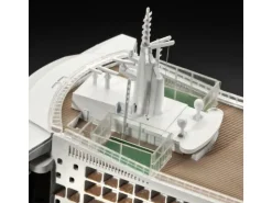 Revell 05231Ocean Liner Queen Mary 2 1:700 Modellbausatz