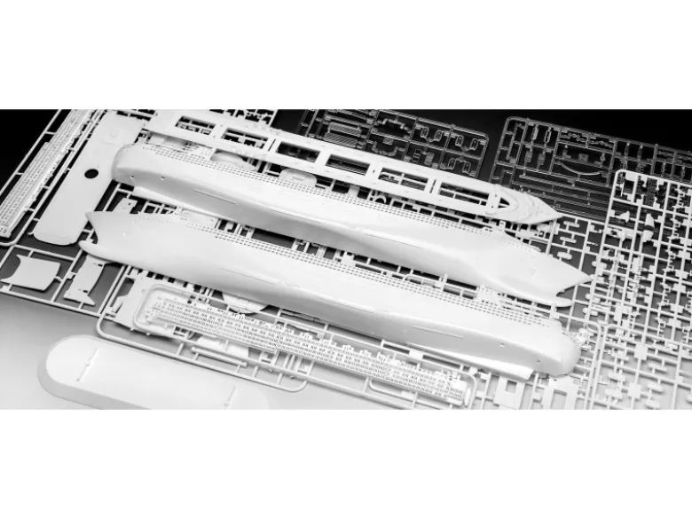 Revell 05231Ocean Liner Queen Mary 2 1:700 Modellbausatz