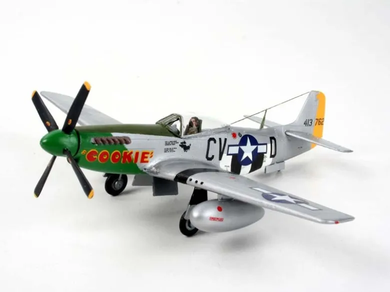 Revell 04148P-51D Mustang 1:72
