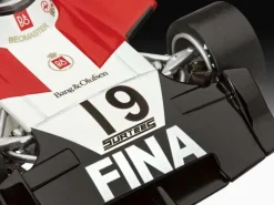 Revell 07739Surtees TS16/03, Bausatz 1:32