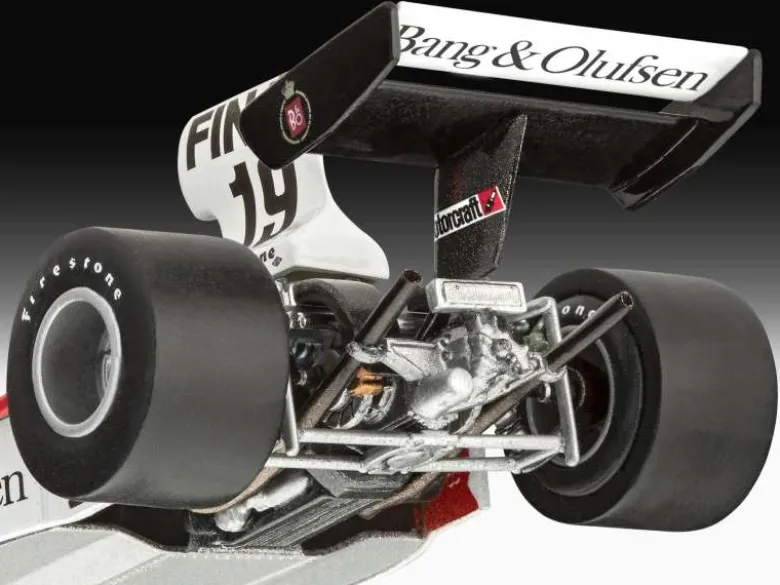 Revell 07739Surtees TS16/03, Bausatz 1:32